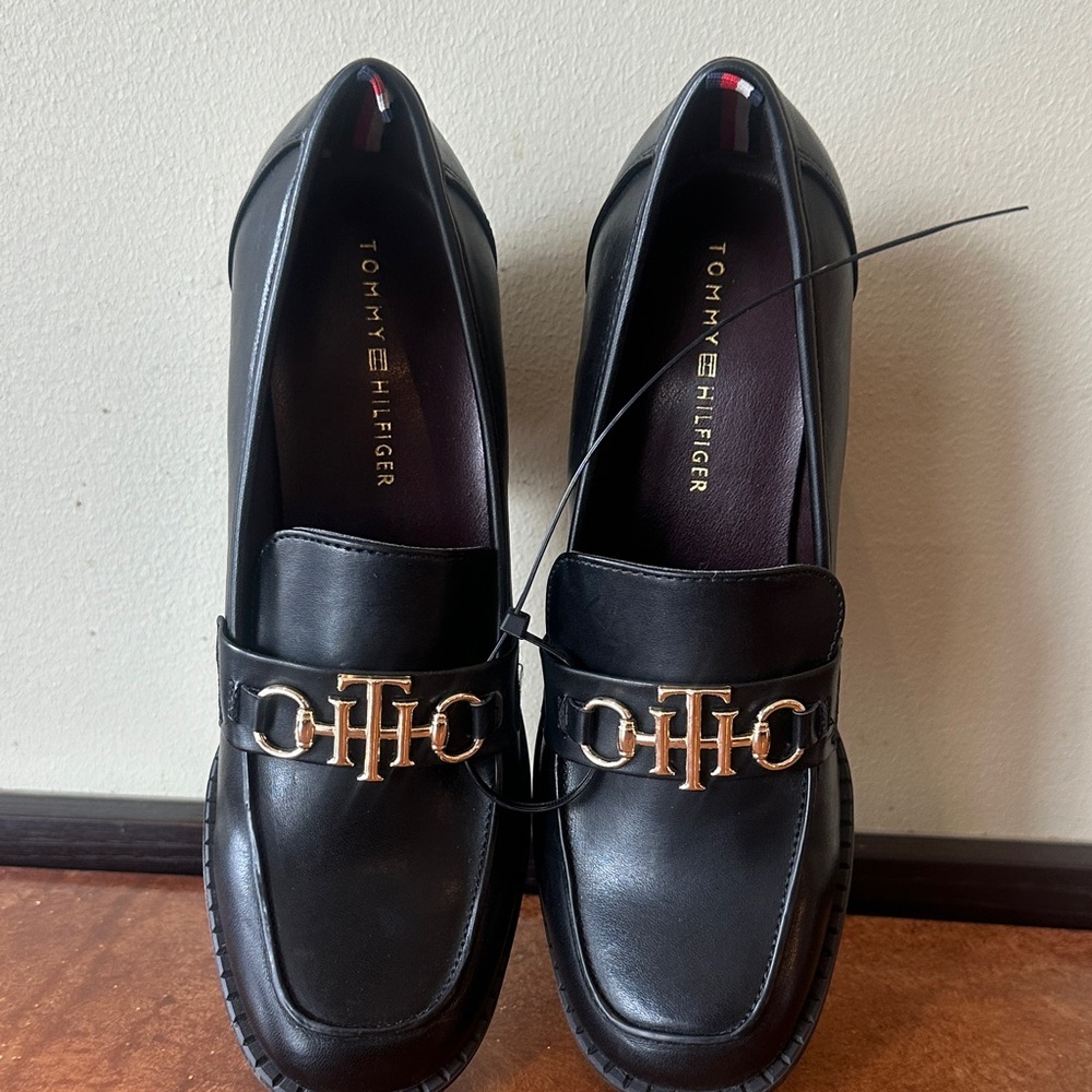 Tommy Hilfiger Black and Gold Loafers for Women